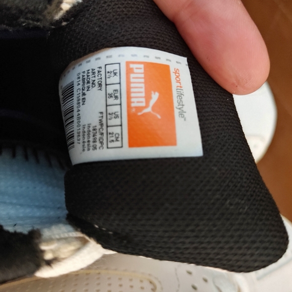 Boys PUMA sneaker - Picture 3 of 3